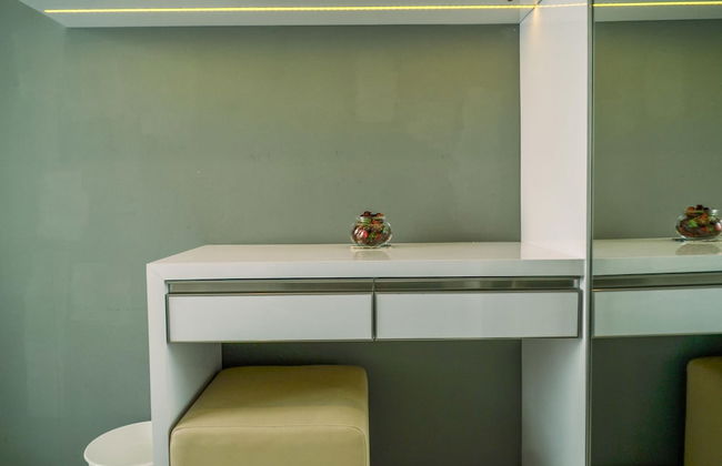 Cozy Living 1BR at Casa de Parco Apartment - Foto 9