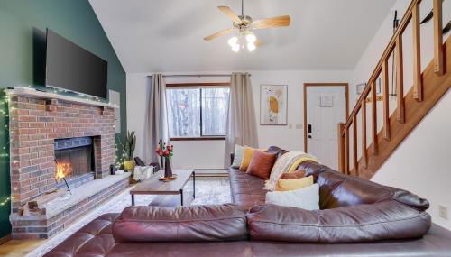 Hot tub - Game Loft & Arcade - 2 King Beds - Pet Friendly - Foto 3