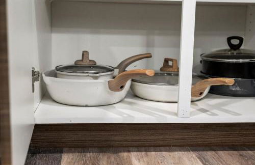 Modern Executive 1BR King Bed - Walk to West 7th - Foto 20