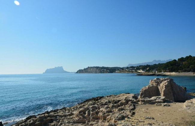 Villa With Sea Breeze Charm - Foto 30