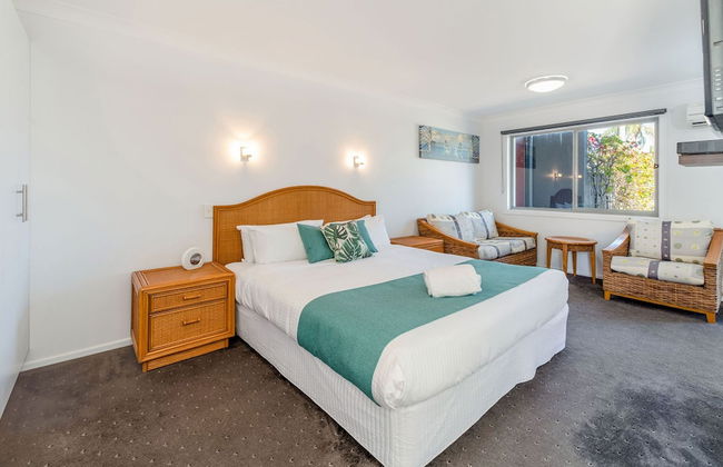 Adrift Apartments - Photo 7