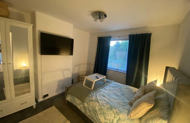 Charming 3-bed House Near Central Manchester - Foto 14