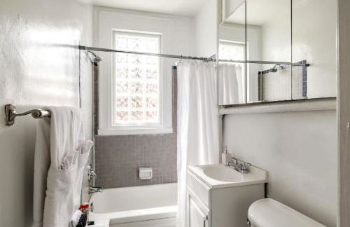 Calvert Cottage 1 - In the heart of Adams Morgan, Vintage Charm - Foto 6