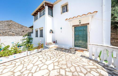 Priest's Traditional Mansion - Photo 3