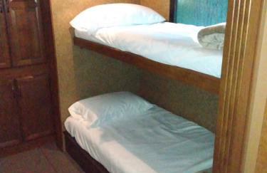 Lakefront! Twin Birch Resort - The Loon - Foto 34