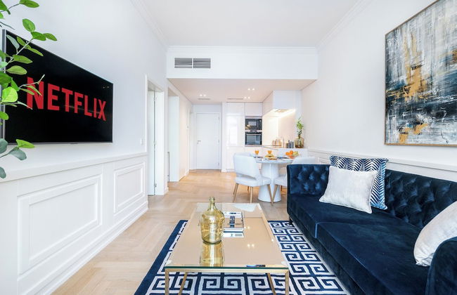 WHome | The Boulevard Prime Location & Timeless Luxury - Photo 1