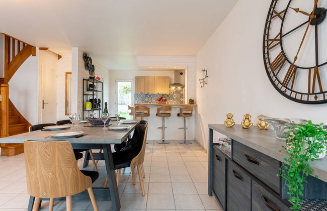 3 bedroom House in La Richardais with garden and terrace - Photo 10