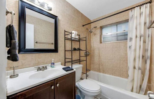 5140 Duplex in Oakland Park - Photo 13