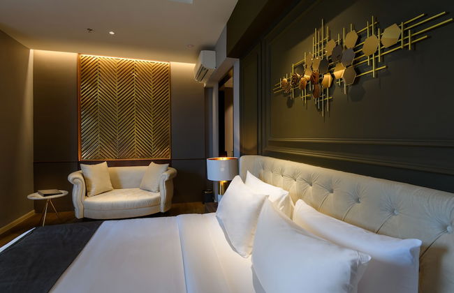 The Granite Luxury Hotel - Foto 7