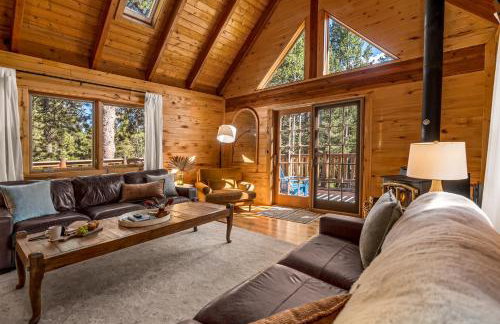 Timber A-Frame, Large Deck, Hot Tub, Fireplace - Foto 27