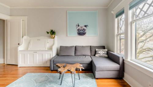 Stay Portland - Portland Classic - Parks, Eateries & Local Shops - Photo 2