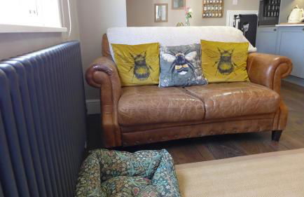 Royal Oak Retreat 2-bed - Sleeps 6 & Pet Friendly - Photo 92