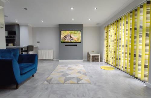 Elegant 3-Bedroom Home, sleeps up to 5 guest. - Foto 3