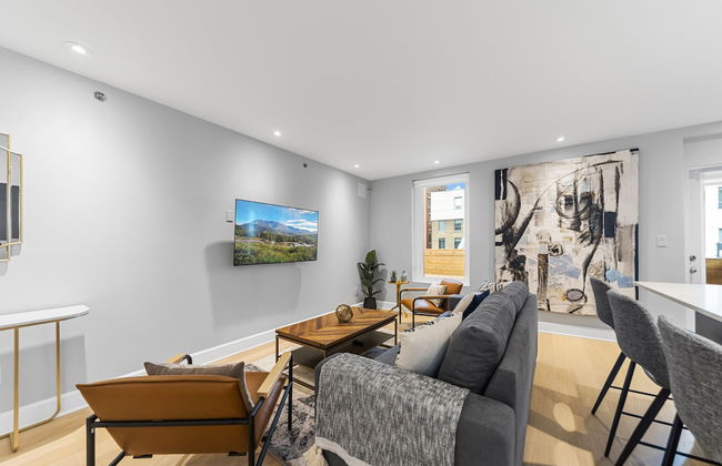 Elegant Suites De La Montagne- Dtwn Mtl - Photo 31