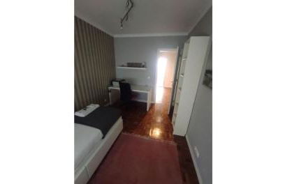 Large Contemporary Apartment with Three-Bedroom - Foto 15