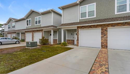 3BR Home /beach Access/spacious Deck/zoo Across - Foto 2