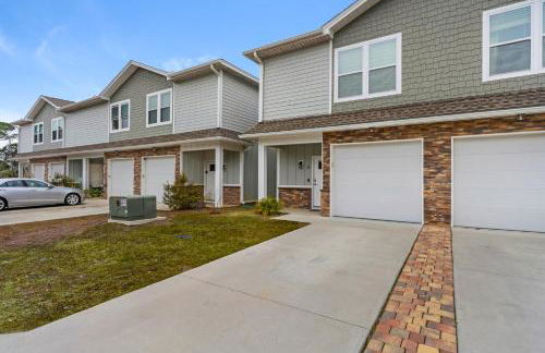 3BR Home /beach Access/spacious Deck/zoo Across - Foto 2