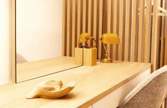 Aelia Luxury Properties - Executive Apartment - Photo 2