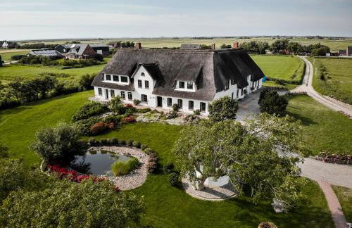 Rickmer's Hoff Reetdachhaus mit Sauna und Kamin - Foto 1