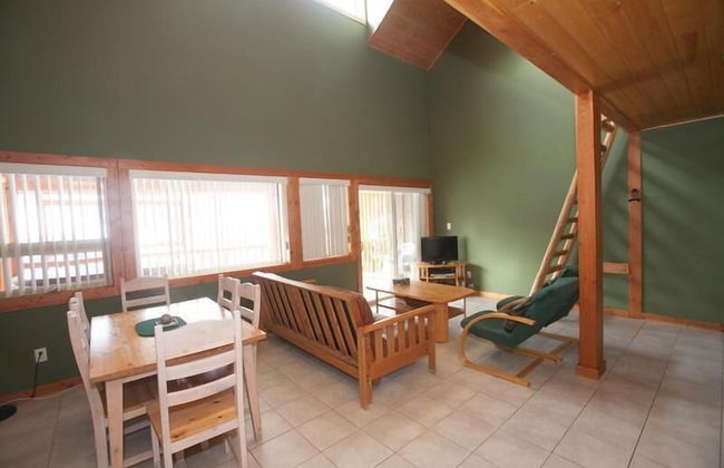 Outlaws Inn by Apex Accommodations - Photo 8