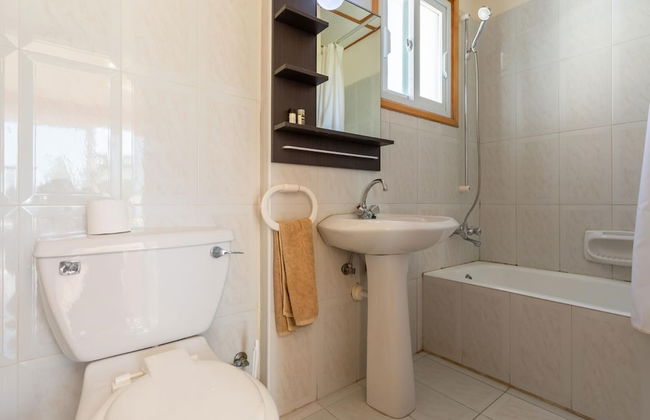 Villa Andreas in Argaka - Photo 25