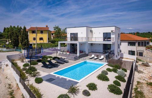 Villa Angie near Pula for 10 persons with private heated pool & kids playground - Foto 13