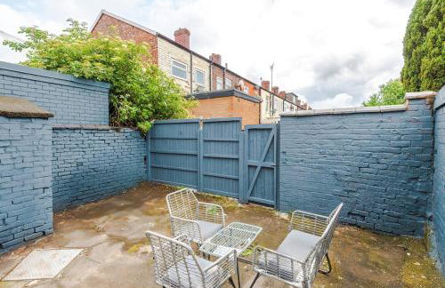 NEW! Modern 3-Bed House, Free Parking, Fast Wi-Fi & Easy Manchester Access - Foto 10