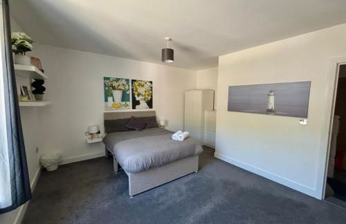 Immaculate whole house Sleeps 4 - Foto 7