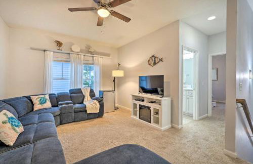 Modern PCB Home with Private Yard and Pool Access - Foto 18