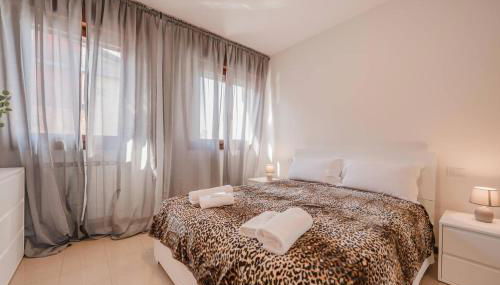 Unico Apt 8, 4 ospiti, parcheggio gratis, 10 minuti da Venezia - Photo 3