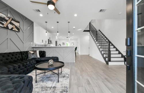 NEW! Grand Luxé Retreat - Modern Luxury - Free Parking - Near Med Center & NRG - Foto 32