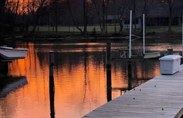 Annapolis Charm Waterfront Getaway Near USNA - FISH & CRAB from your PRIVATE PIER! - Foto 46