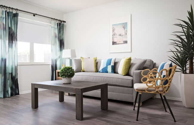 Deluxe King Condo Updated Suite by the Beach! - Foto 2