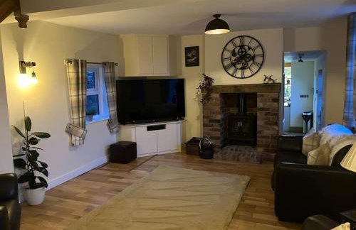 Woodbine Cottage-PART OF ALTON COTTAGES - Foto 10