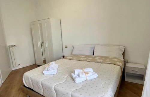 PyramidHouse Rome - Apartment 100mq with View - 2km from the Colosseum - Foto 18