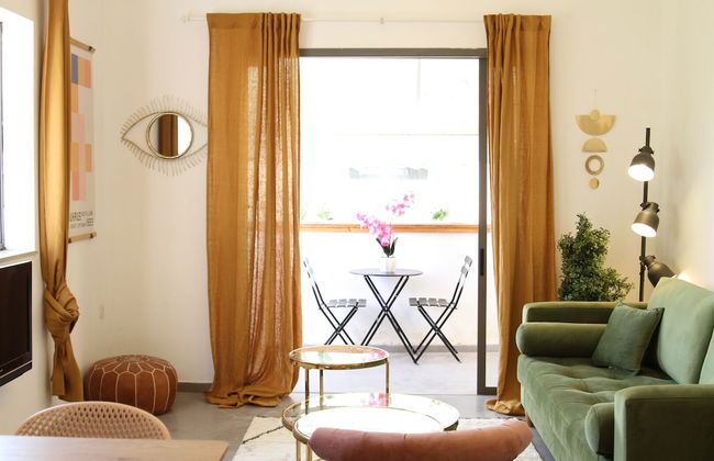 Design & Balcony in City Center by FeelHome - Foto 21