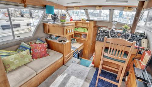 Luxury 2BR Yacht • Marina Views • WiFi - Foto 3