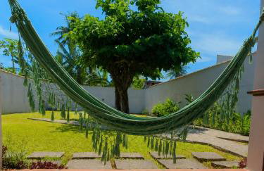 Casa Temporada Ubatuba perto da praia, check-in e out flexíveis com 5 vagas na garagem, wifi, churrasqueira - Foto 8