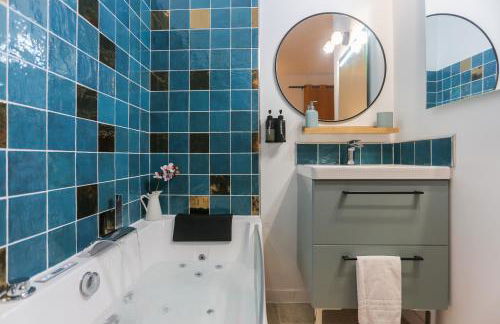 Appart Ciné Spa Amiens Cathédrale Parking Beffroi - Foto 9