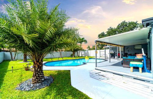 Stunning Hollywood Pool Home - Foto 50