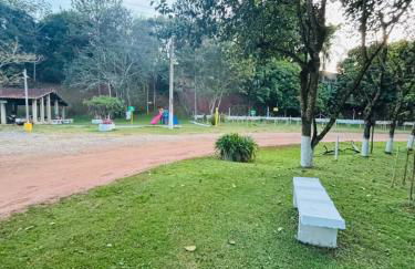 Casa de campo com piscina em condomínio. - Foto 28