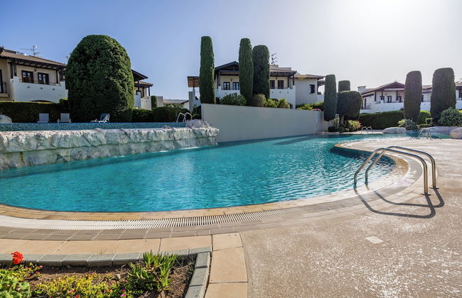 Zc02 Aphrodite Hills- Communal Pool, Garden - Foto 16