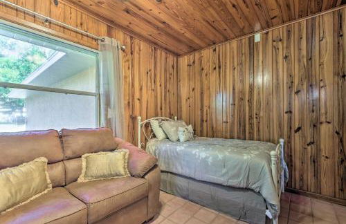 Rainbow River Oasis with Kayaks and Furnished Sunroom! - Foto 17