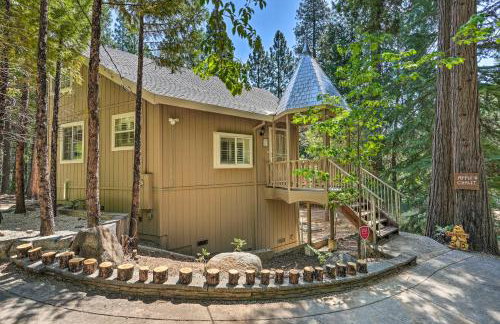 1 Mi to Jenkinson Lake: ‘Apple’s Chalet’ w/ Deck - Foto 1