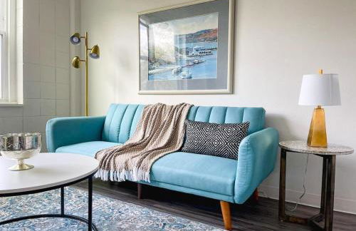 Sleepover Downtown Cincinnati 1BD 1BA Apartments - Photo 67