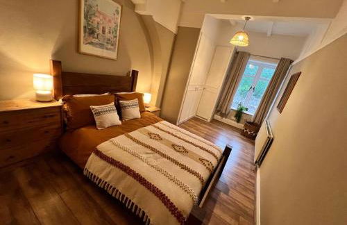Beautiful flat sleeps 4 in Taplow Maidenhead Near Windsor and Ascot racecourses Near Legoland - Foto 24