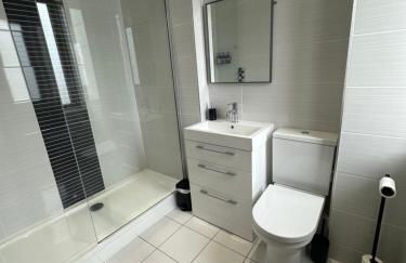 Spacious 4BR 4BA gated townhouse with balconies, Central JQ - Foto 34