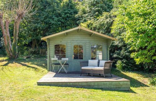 Dulcote Gem 3 Bed 3 Bath Parking & Cathedral Views - Photo 9