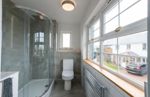 Stylish Cottage - Walk to Beach & Pubs & Fast WiFi - Foto 15