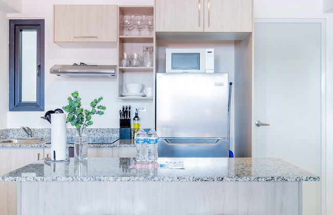 w Beautiful Loft in Santa Ana - Photo 9